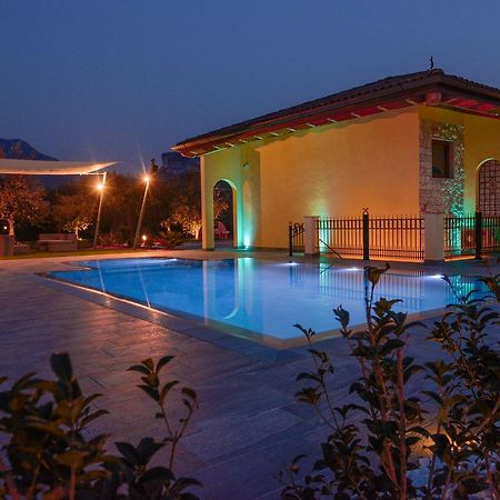 Villa Luxury House & Spa Riva del Garda Exterior foto
